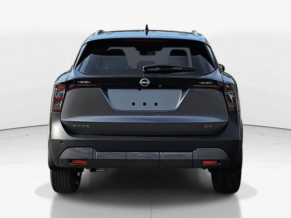 New 2026 Nissan Kicks SR FWD image 7