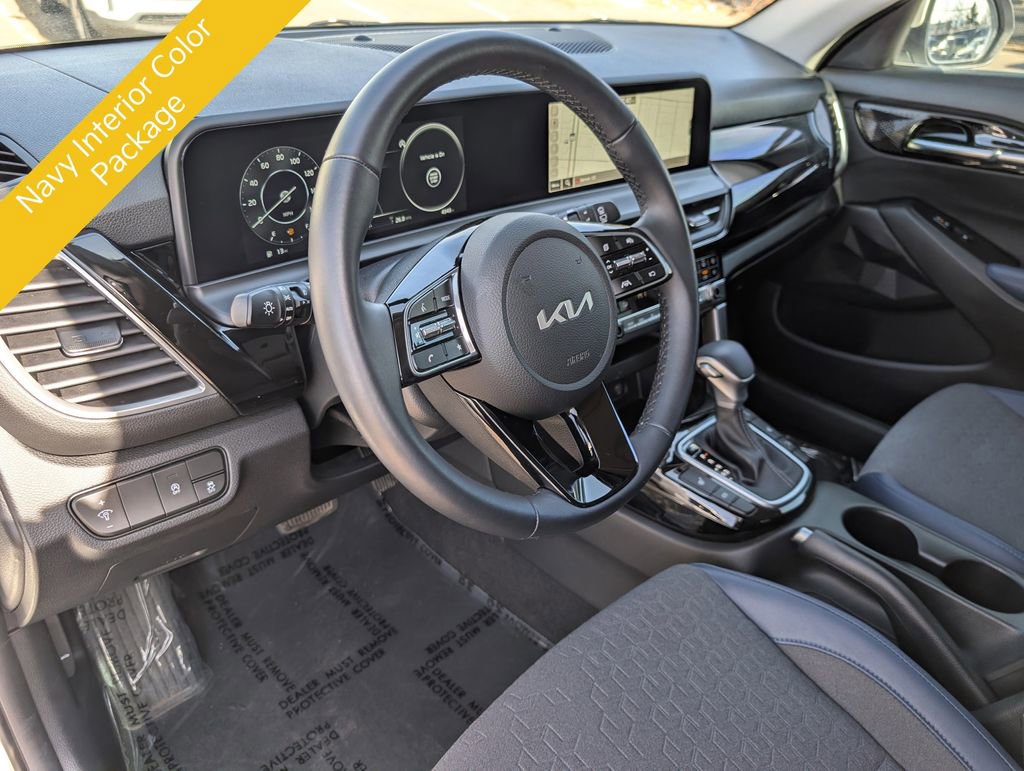 Certified 2024 Kia Seltos S image 9