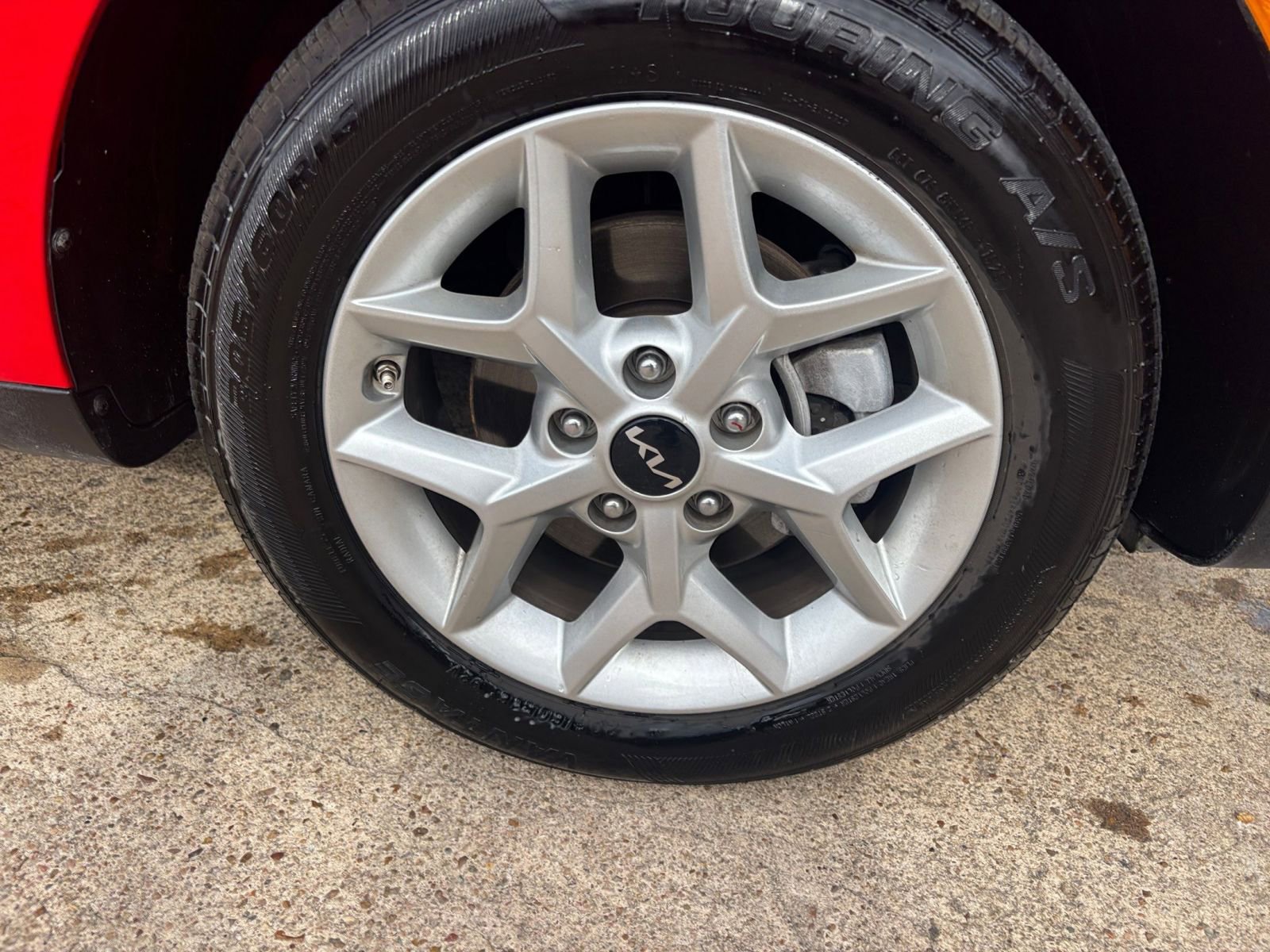 Used 2025 Kia Soul LX w/ LX Technology Package image 28