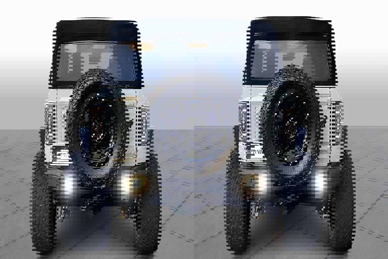 Used 2023 Ford Bronco Outer Banks image 5