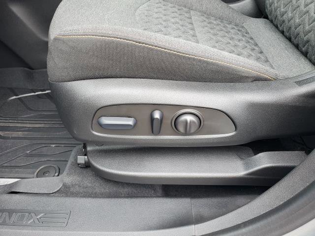 Used 2023 Chevrolet Equinox LT image 8