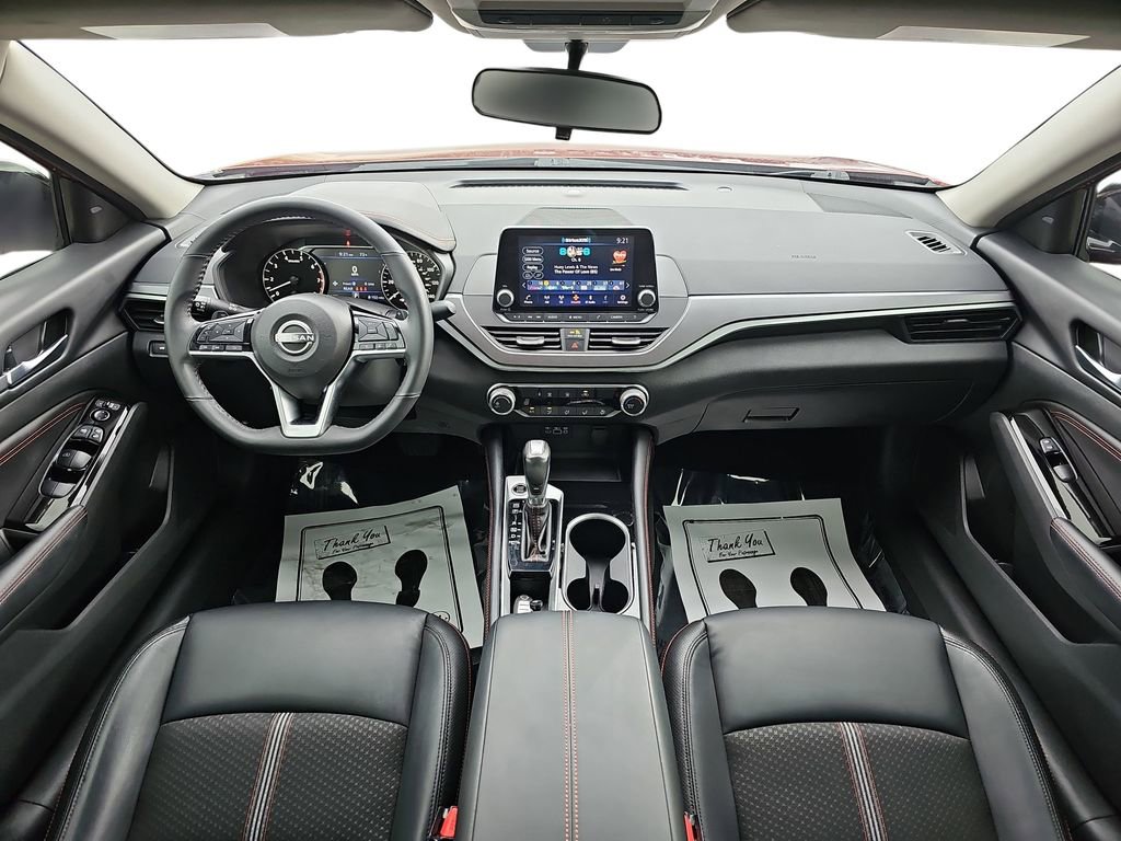 Used 2023 Nissan Altima 2.5 SR FWD image 13