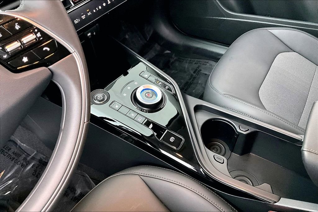 Used 2025 Kia Niro Wind w/ Wind Preserve Package image 17