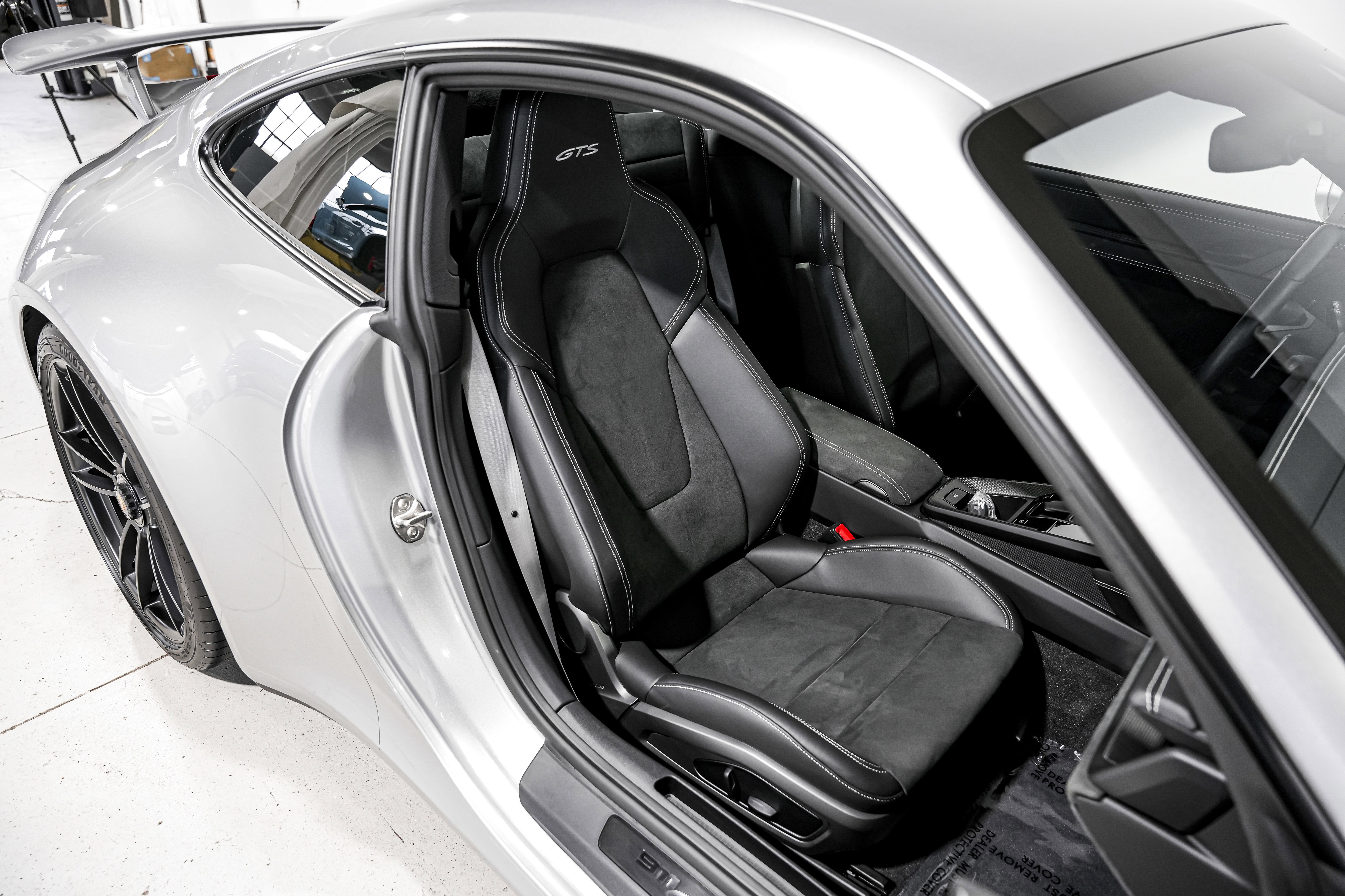 Used 2022 Porsche 911 Carrera GTS image 30