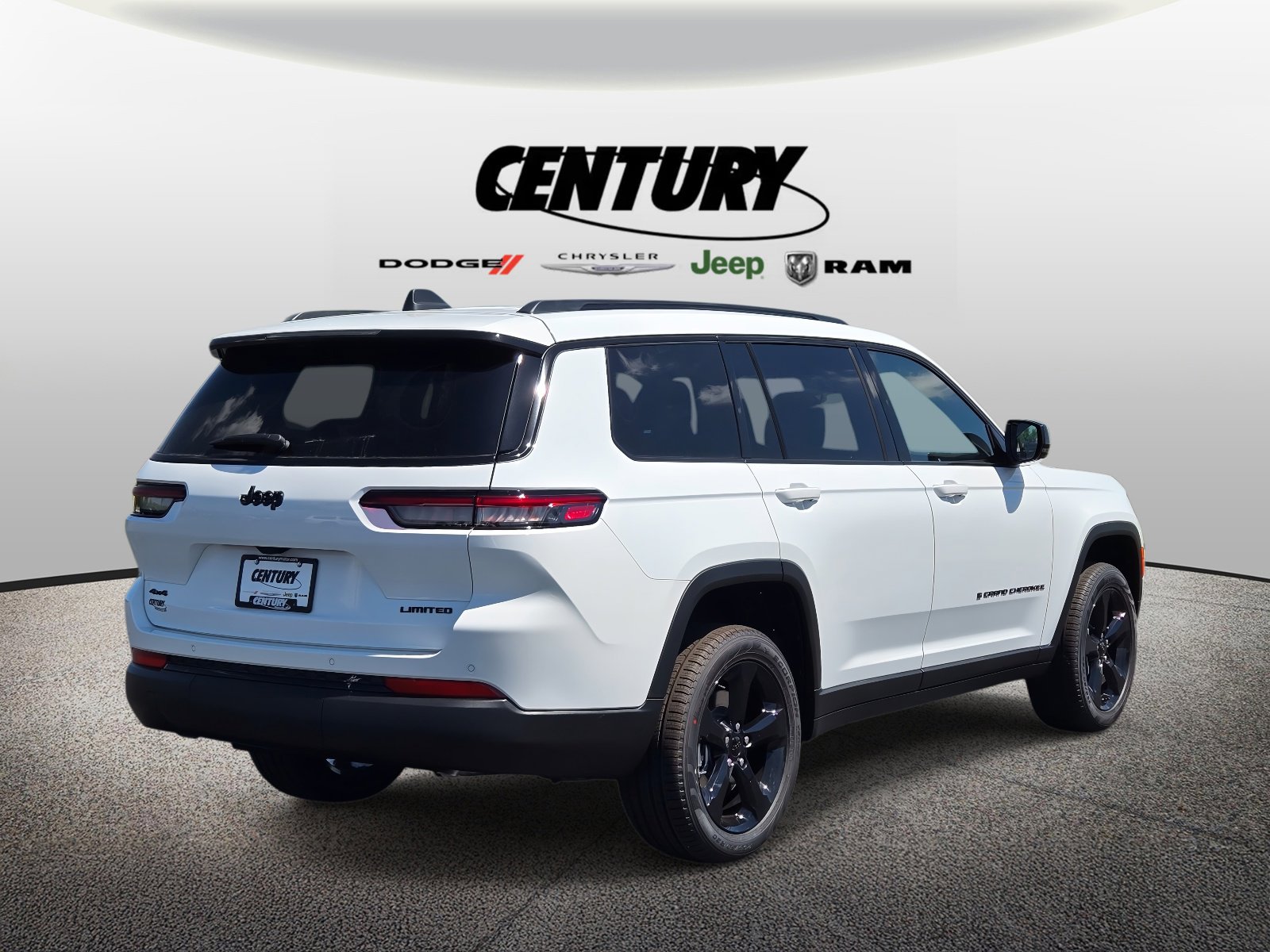New 2025 Jeep Grand Cherokee L Limited w/ Black Appearance Package image 4
