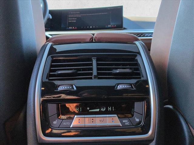 Used 2025 BMW X5 M60i image 18