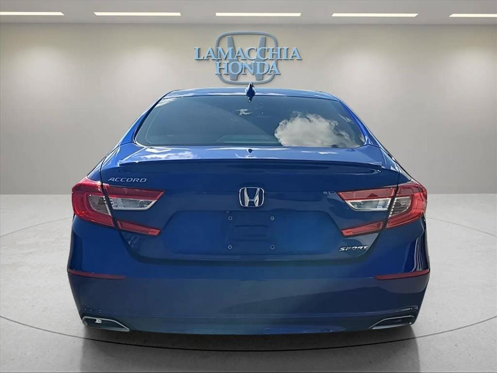 Used 2018 Honda Accord Sport image 4