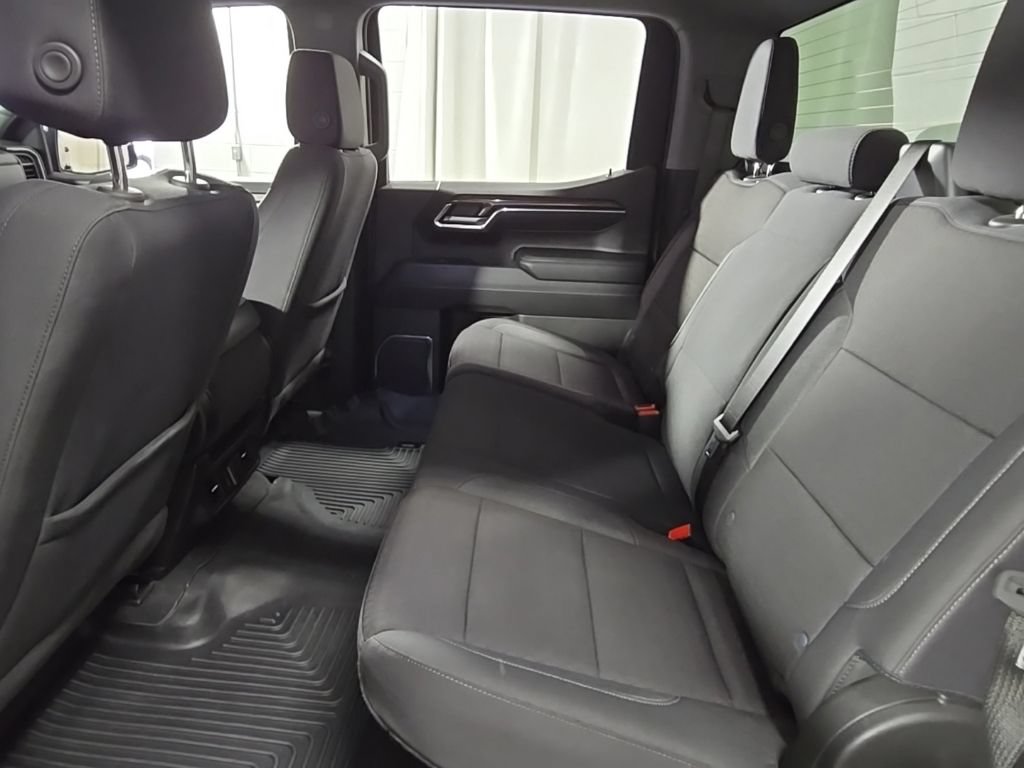 Used 2024 Chevrolet Silverado 1500 LT AWD/4WD image 27