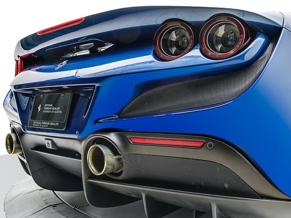 Certified 2020 Ferrari F8 Tributo RWD image 32