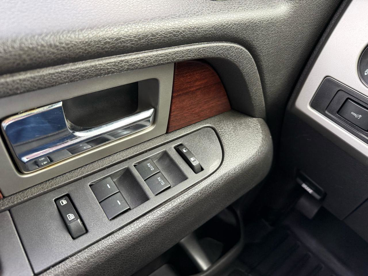 Used 2013 Ford F150 King Ranch w/ King Ranch Luxury Pkg RWD image 26