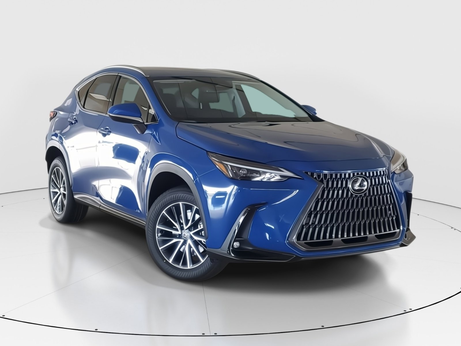 Used 2025 Lexus NX 250 FWD image 2