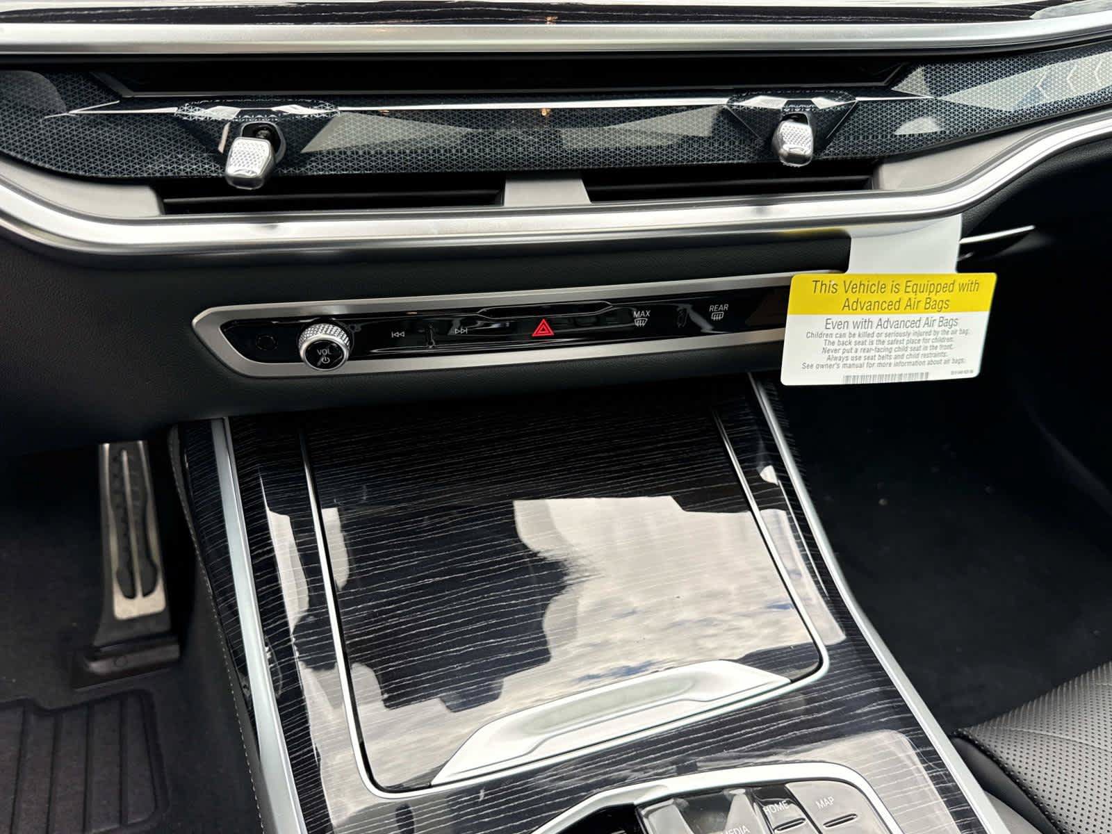 New 2027 BMW X7 xDrive40i w/ Executive Package AWD/4WD image 21