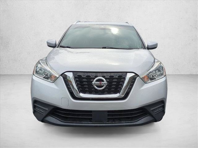 Used 2020 Nissan Kicks SV FWD image 2