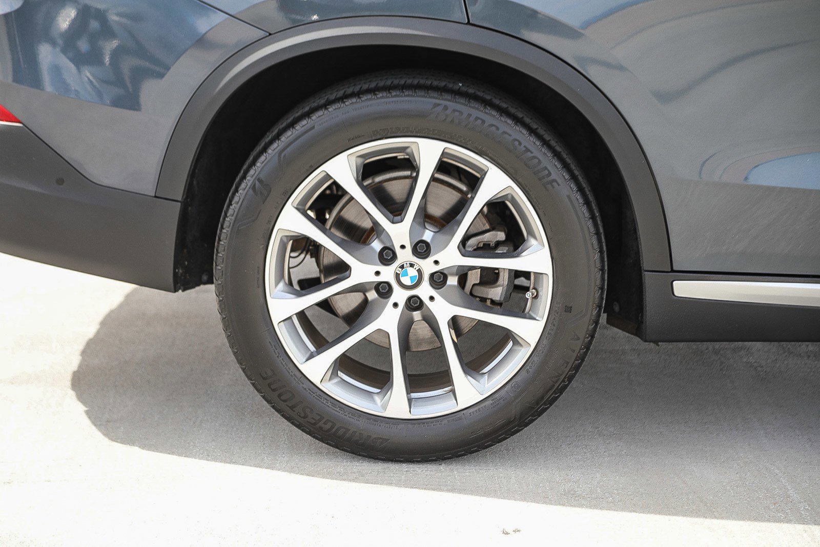 Used 2019 BMW X5 xDrive40i w/ Convenience Package image 11