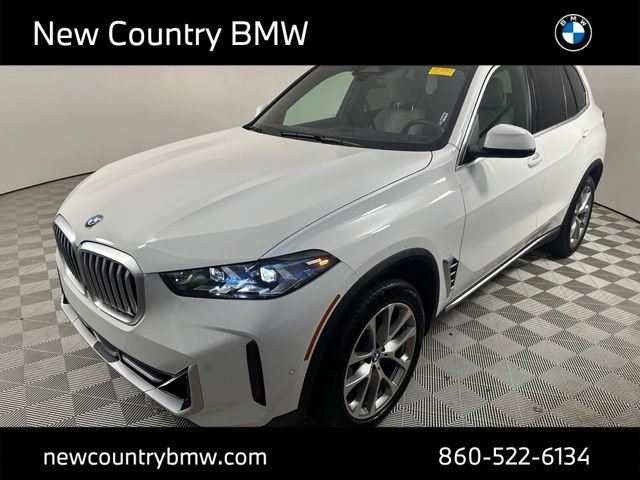 Used 2024 BMW X5 xDrive40i AWD/4WD image 3
