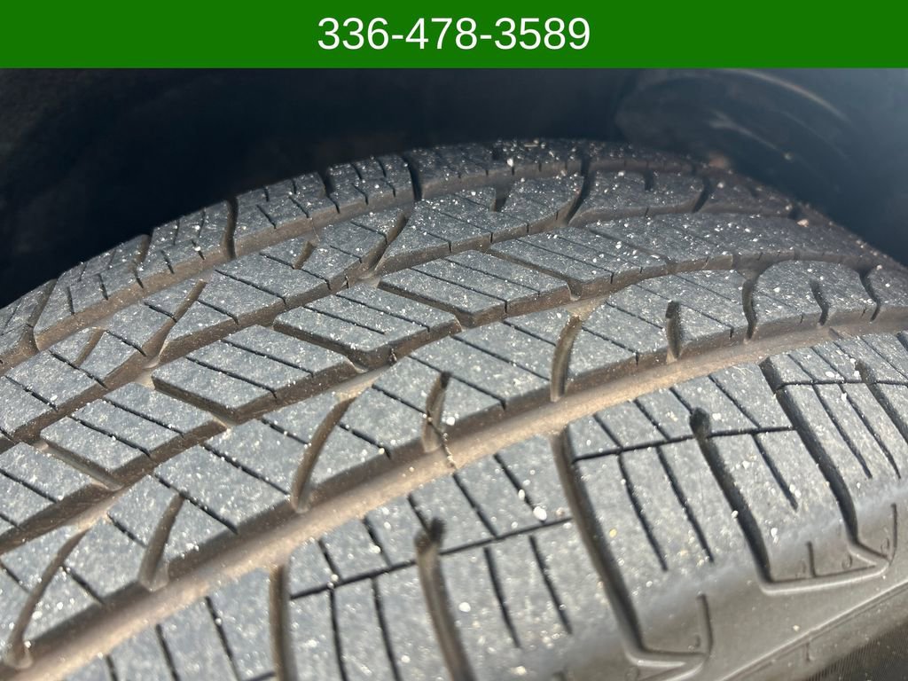 Used 2022 Ford Escape SEL w/ Technology Package FWD image 28