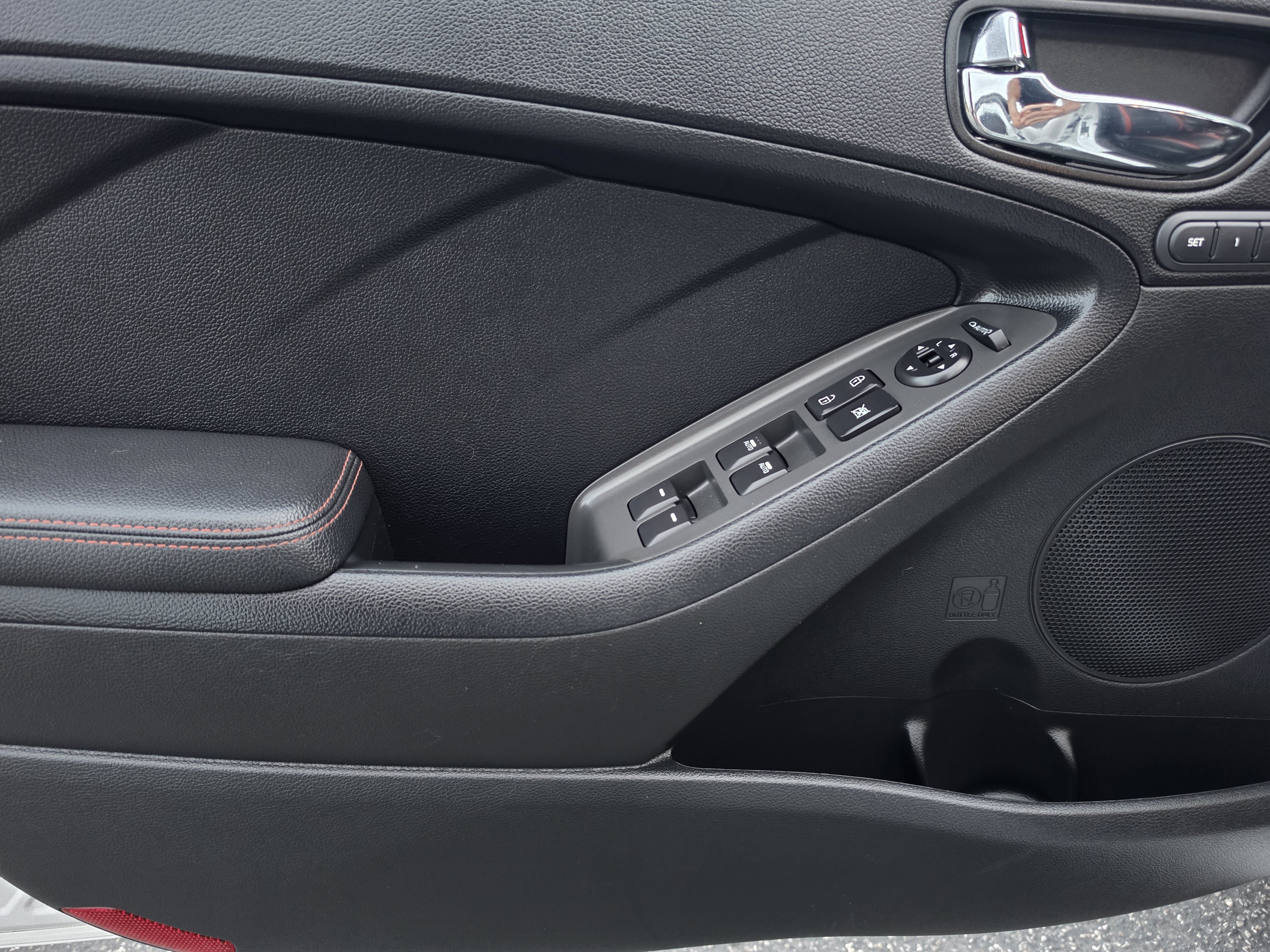 Used 2017 Kia Forte SX FWD image 20