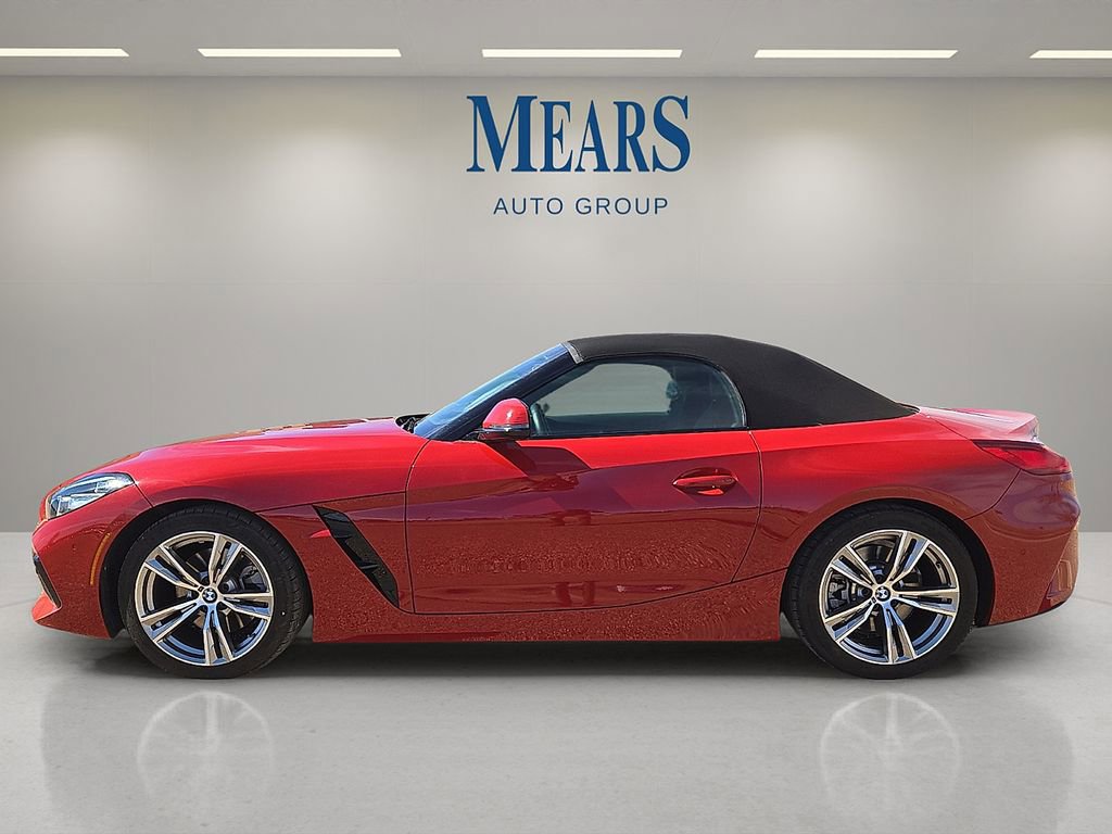 Used 2026 BMW Z4 sDrive30i image 2
