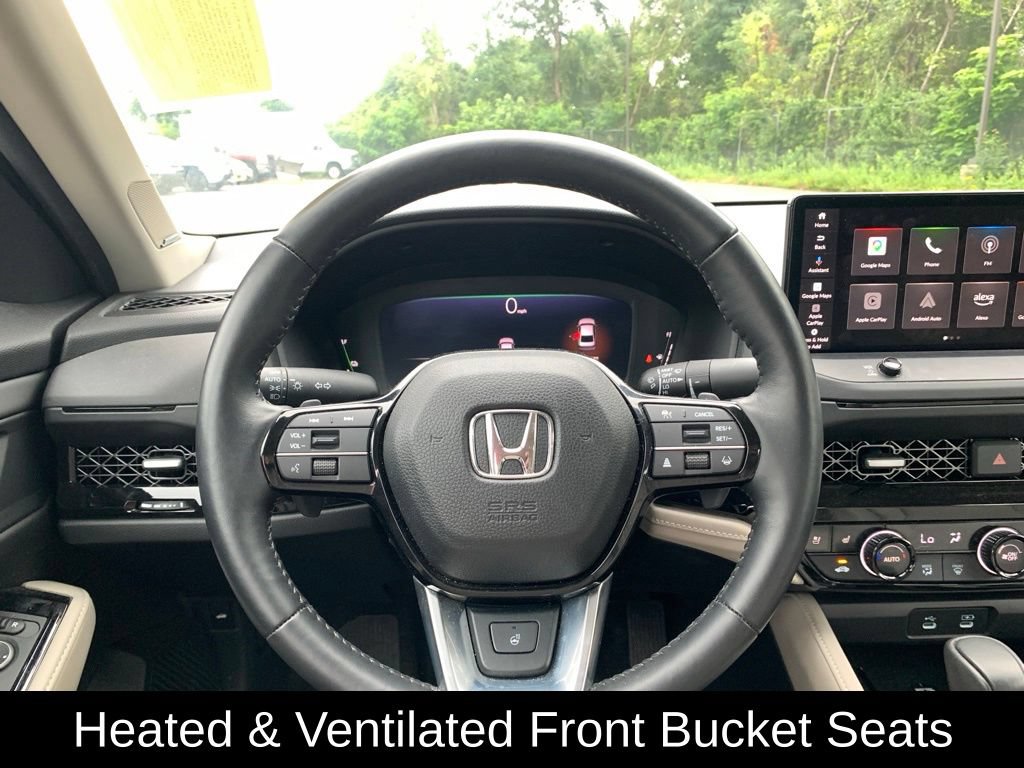 Used 2025 Honda Accord Touring image 14
