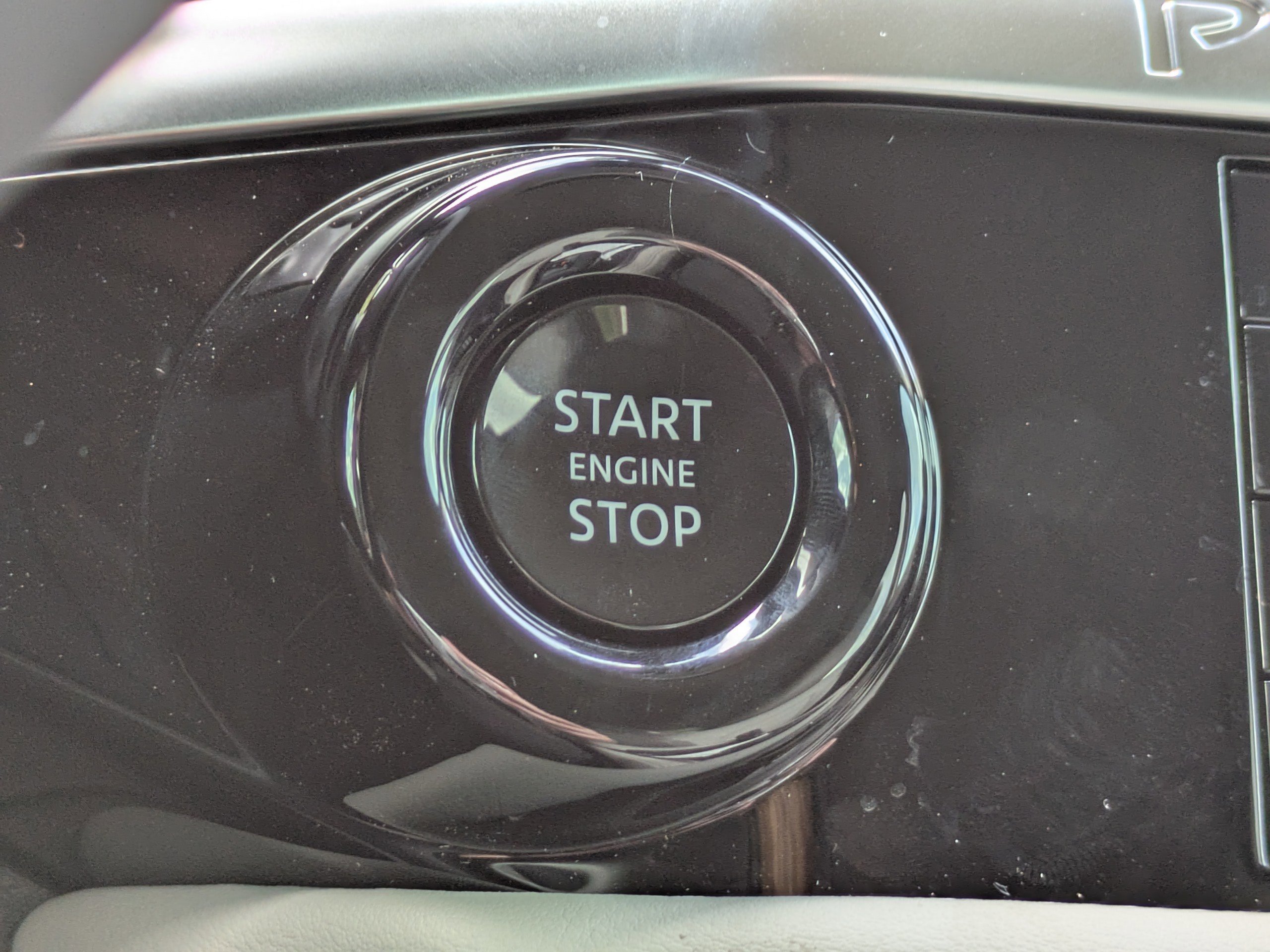 New 2026 Nissan Pathfinder SL FWD image 35