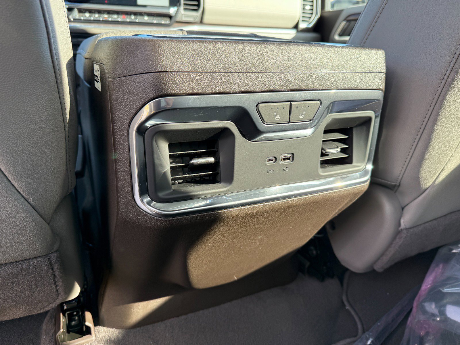 New 2026 GMC Sierra 2500 SLT w/ Max Trailering Package image 18