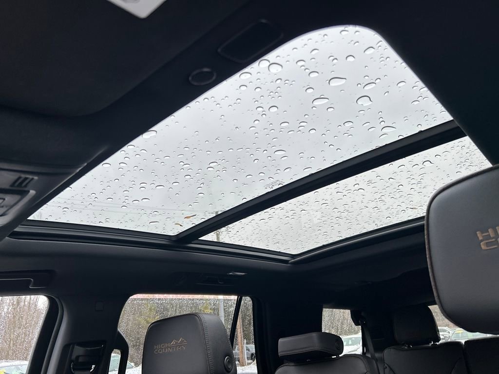 Used 2023 Chevrolet Tahoe High Country image 33