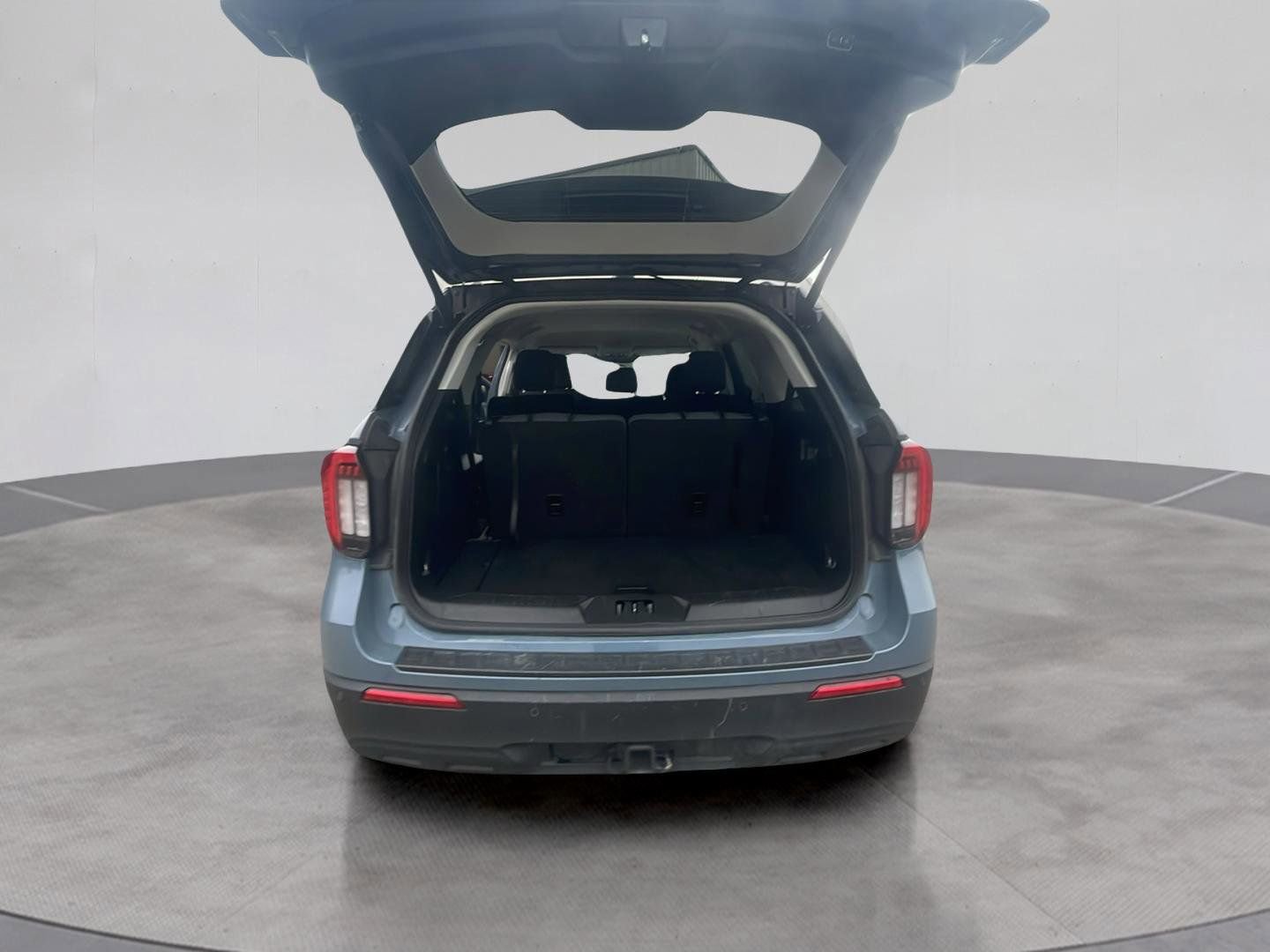 Certified 2025 Ford Explorer Active image 19