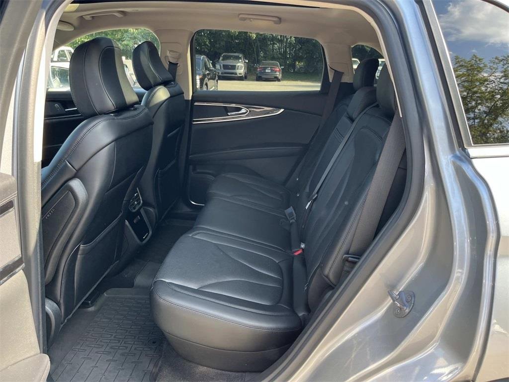 Used 2022 Lincoln Nautilus Reserve image 23