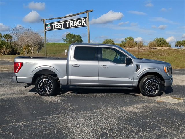 Used 2022 Ford F150 XLT w/ Equipment Group 302A High image 4