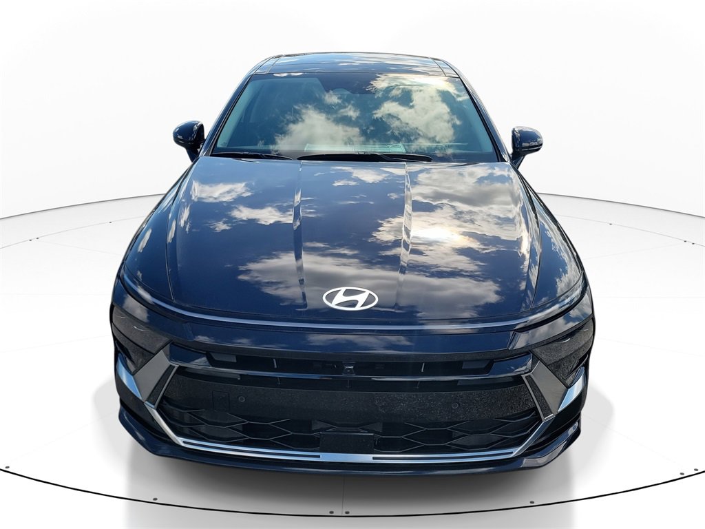 New 2025 Hyundai Sonata Limited image 2