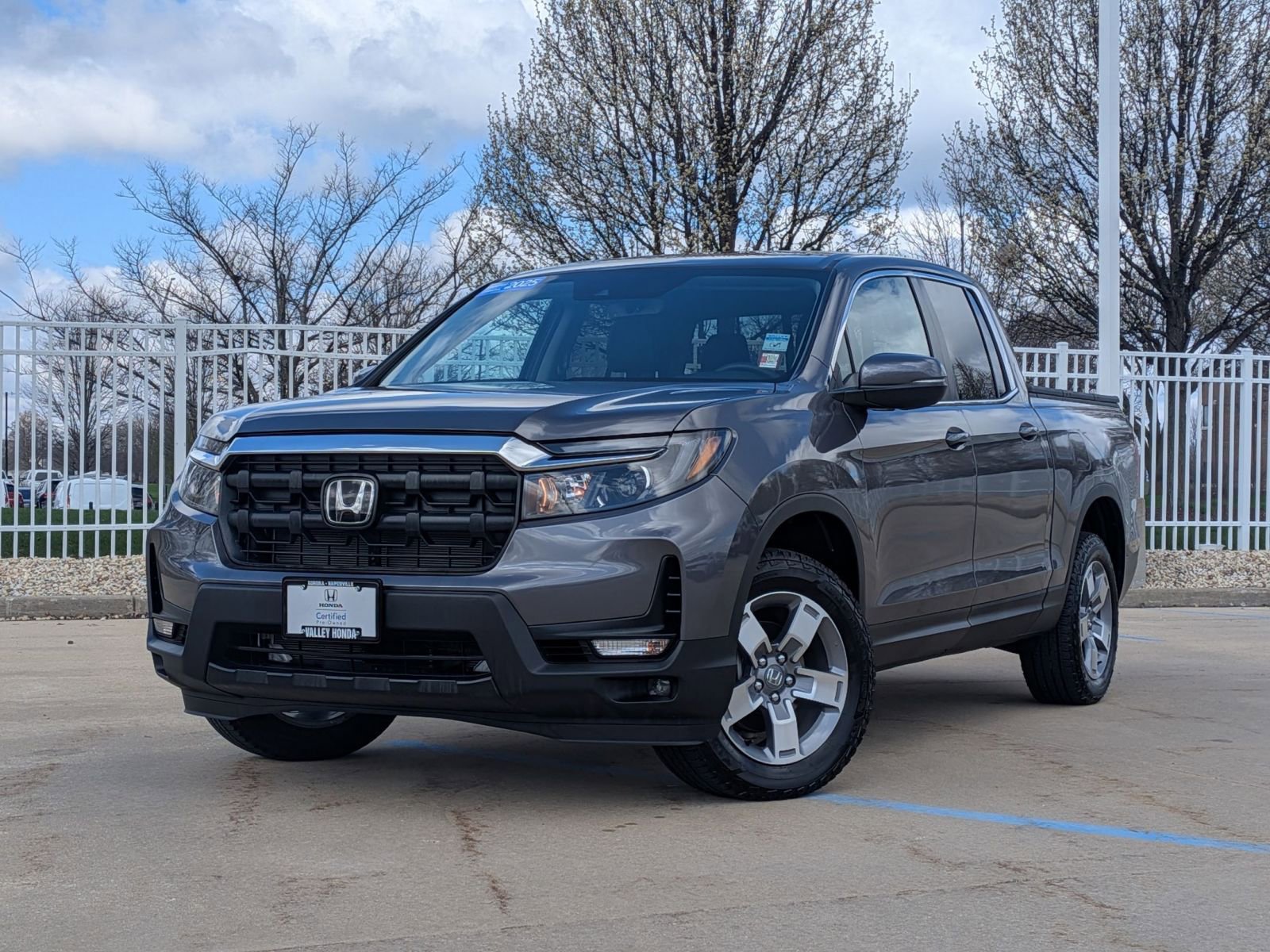 Certified 2025 Honda Ridgeline RTL image 2