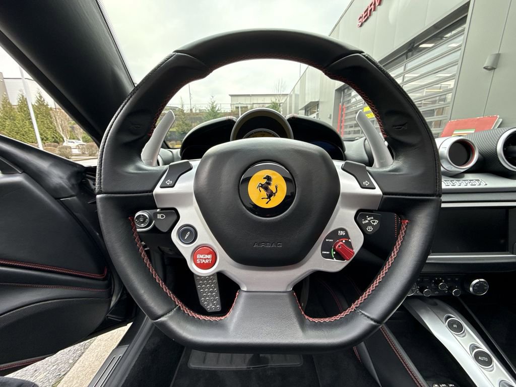 Used 2015 Ferrari California T image 14