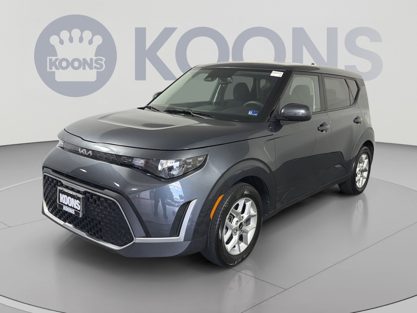 Used 2023 Kia Soul S FWD image 1