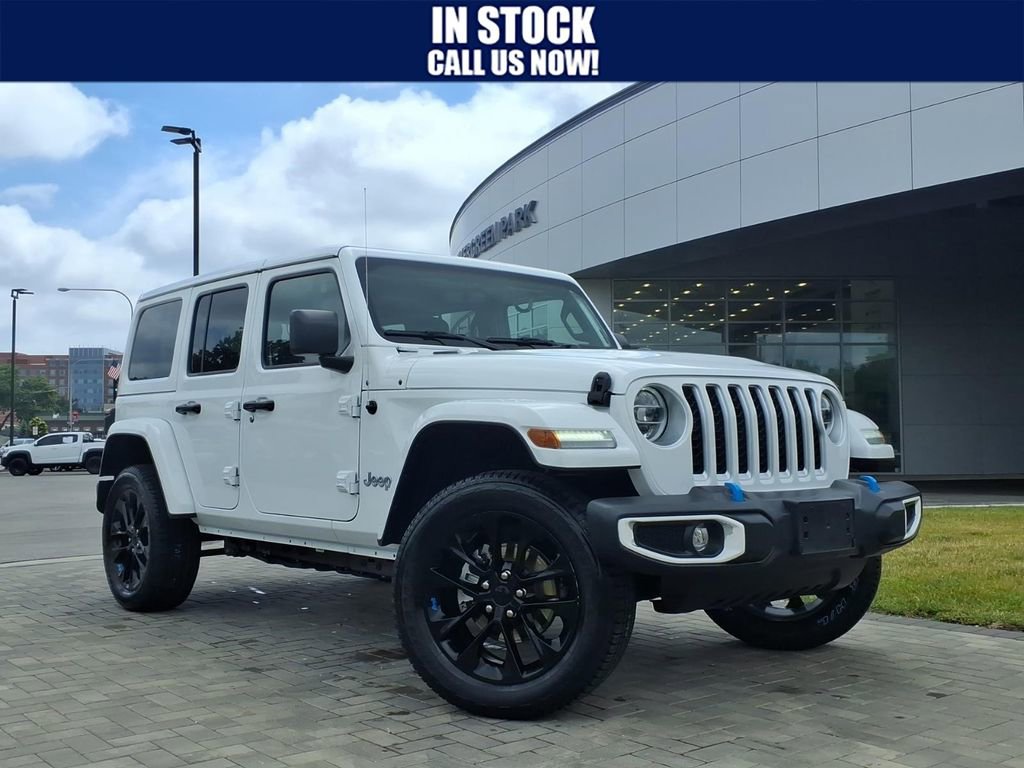 Used 2022 Jeep Wrangler Unlimited Sahara w/ Cold Weather Group