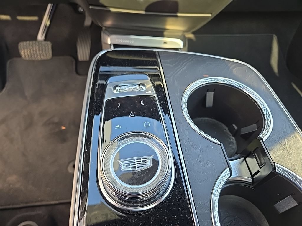 Certified 2023 Cadillac Lyriq AWD image 27