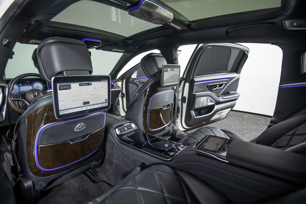 Used 2023 Mercedes-Benz Maybach S 580 4MATIC image 38