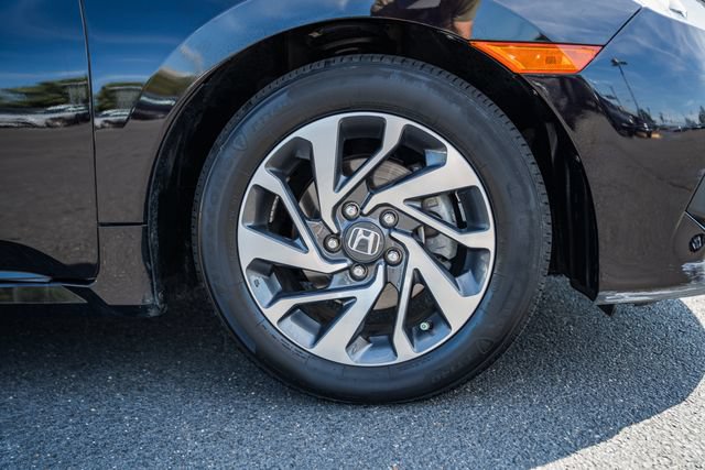 Used 2018 Honda Civic EX image 12