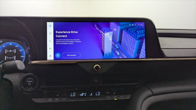 Used 2024 Toyota Crown XLE image 27