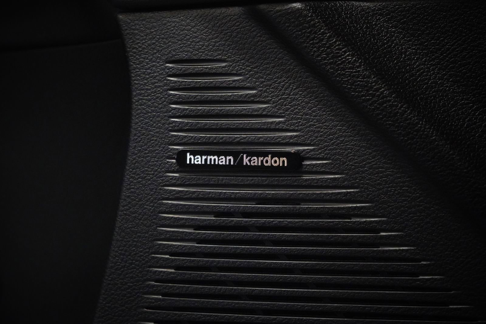 Used 2023 Dodge Challenger SRT Hellcat image 29