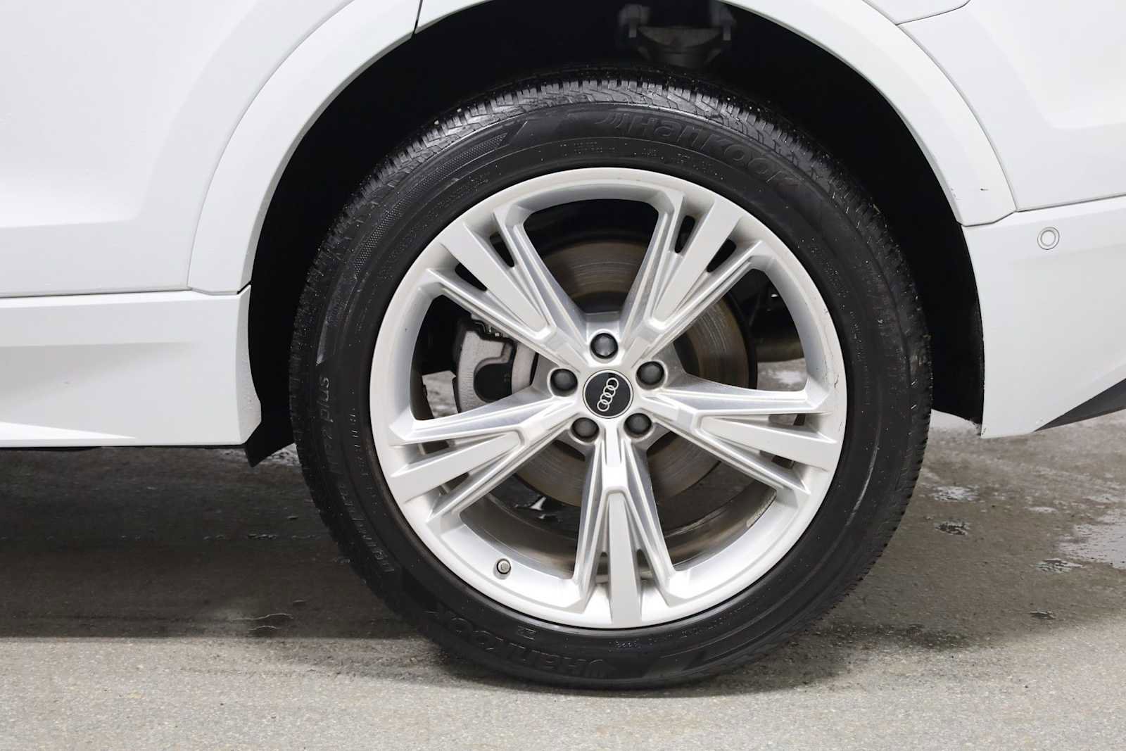 Certified 2023 Audi Q8 Premium Plus w/ Premium Plus Package image 36