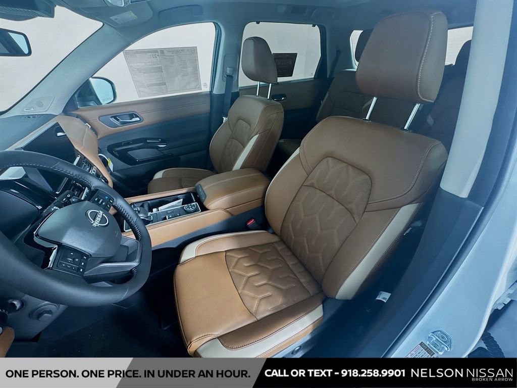 New 2026 Nissan Pathfinder Platinum image 21