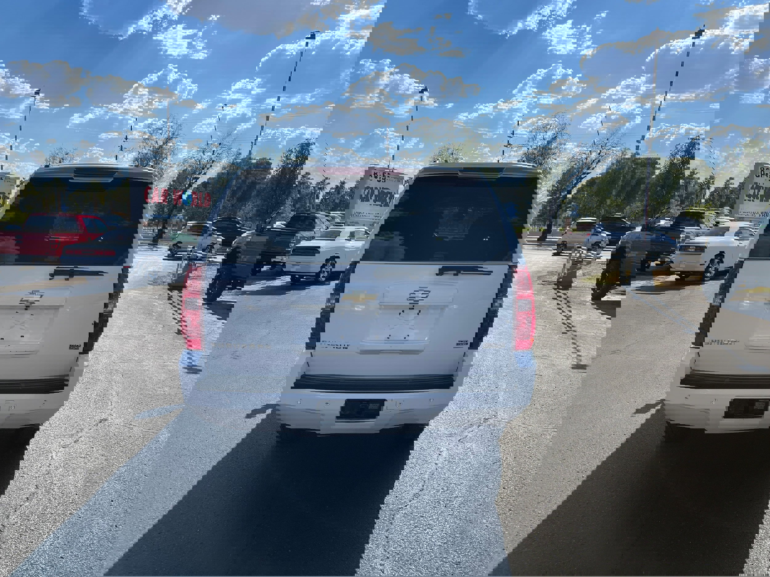 Used 2008 Chevrolet Suburban LT image 4