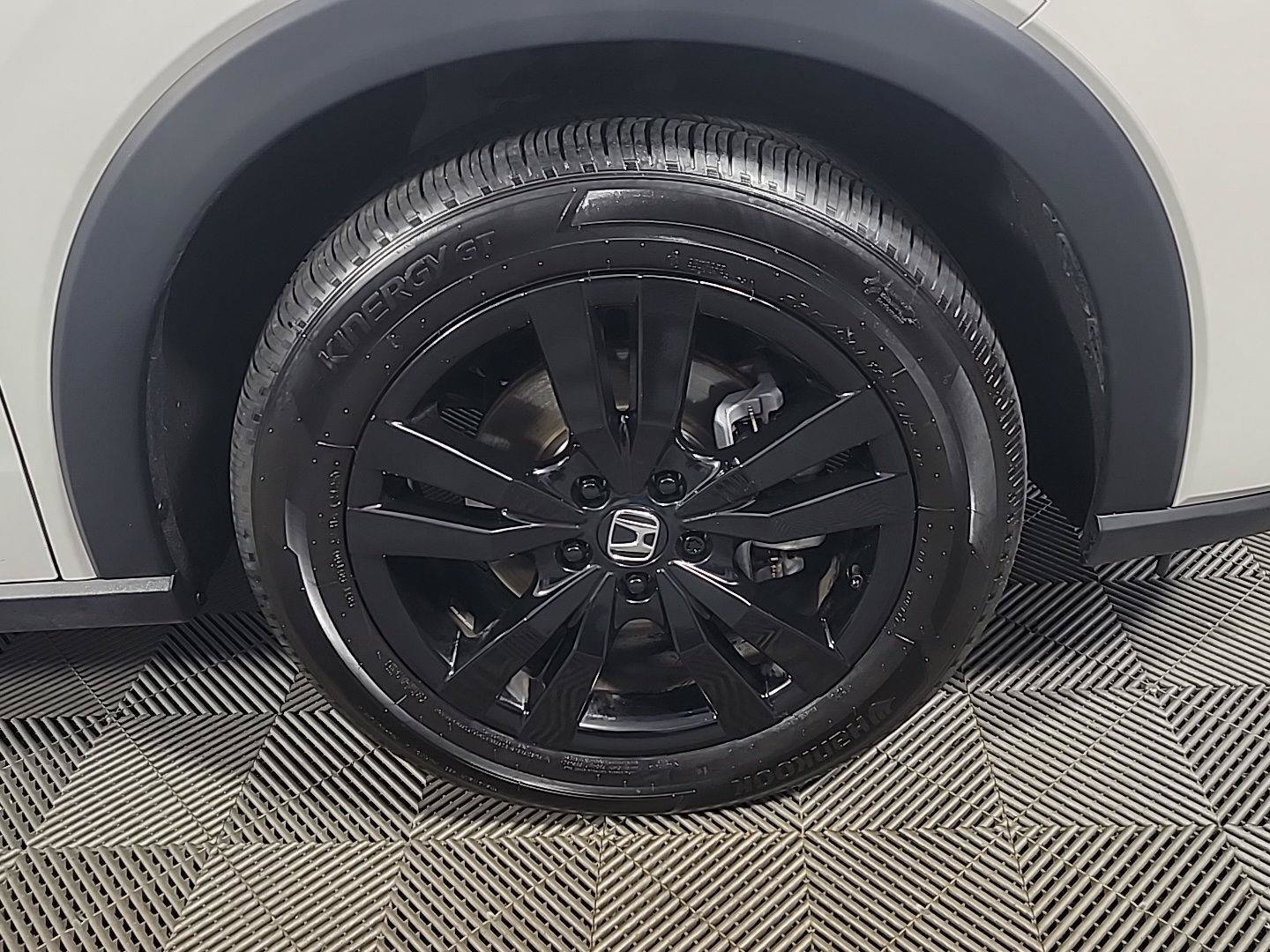 Certified 2026 Honda HR-V Sport image 3
