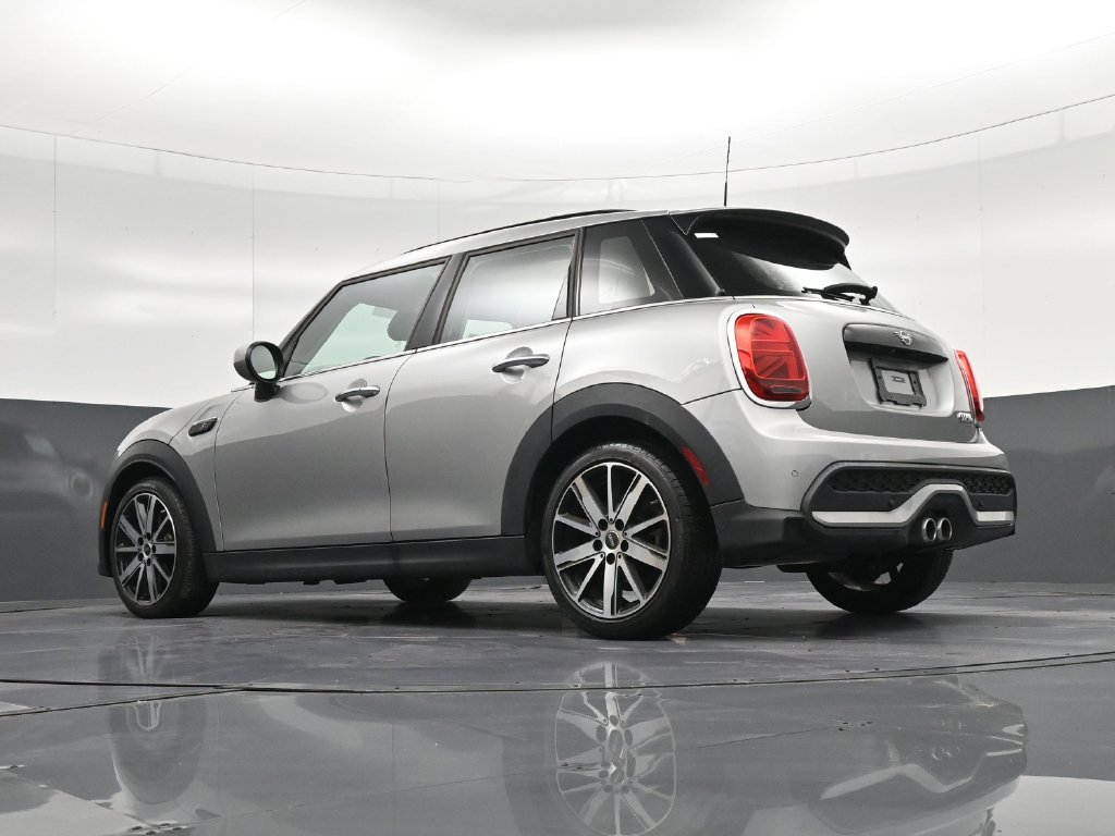 Used 2024 MINI Cooper S w/ Signature Upholstery Package FWD image 24