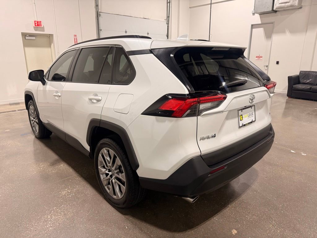 Used 2023 Toyota RAV4 XLE Premium FWD image 7