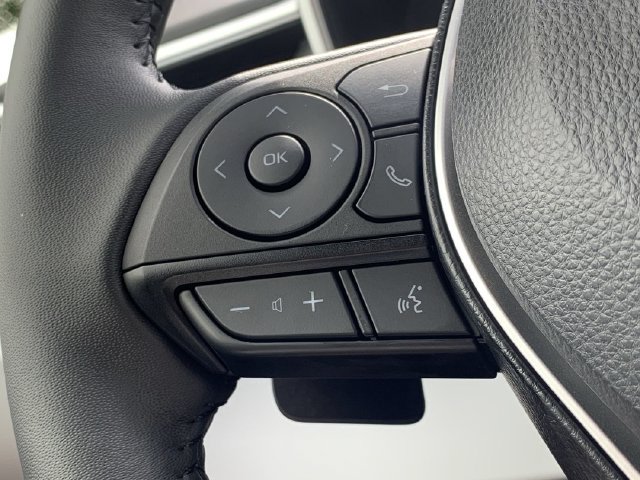 Used 2025 Toyota Corolla SE FWD image 24