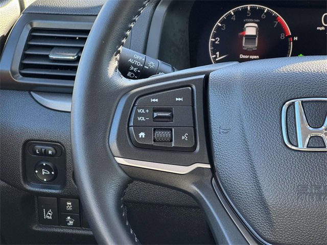 Certified 2024 Honda Ridgeline RTL image 23