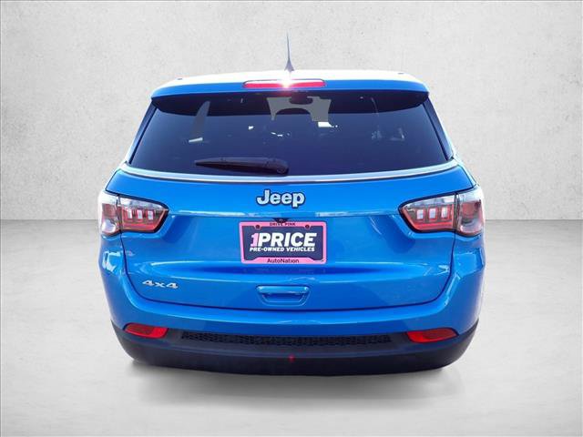 Used 2024 Jeep Compass Sport AWD/4WD image 3