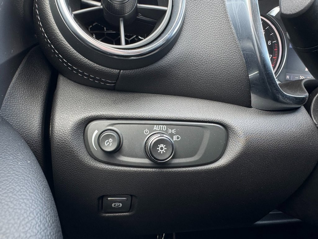 Used 2024 Chevrolet Blazer LT image 14