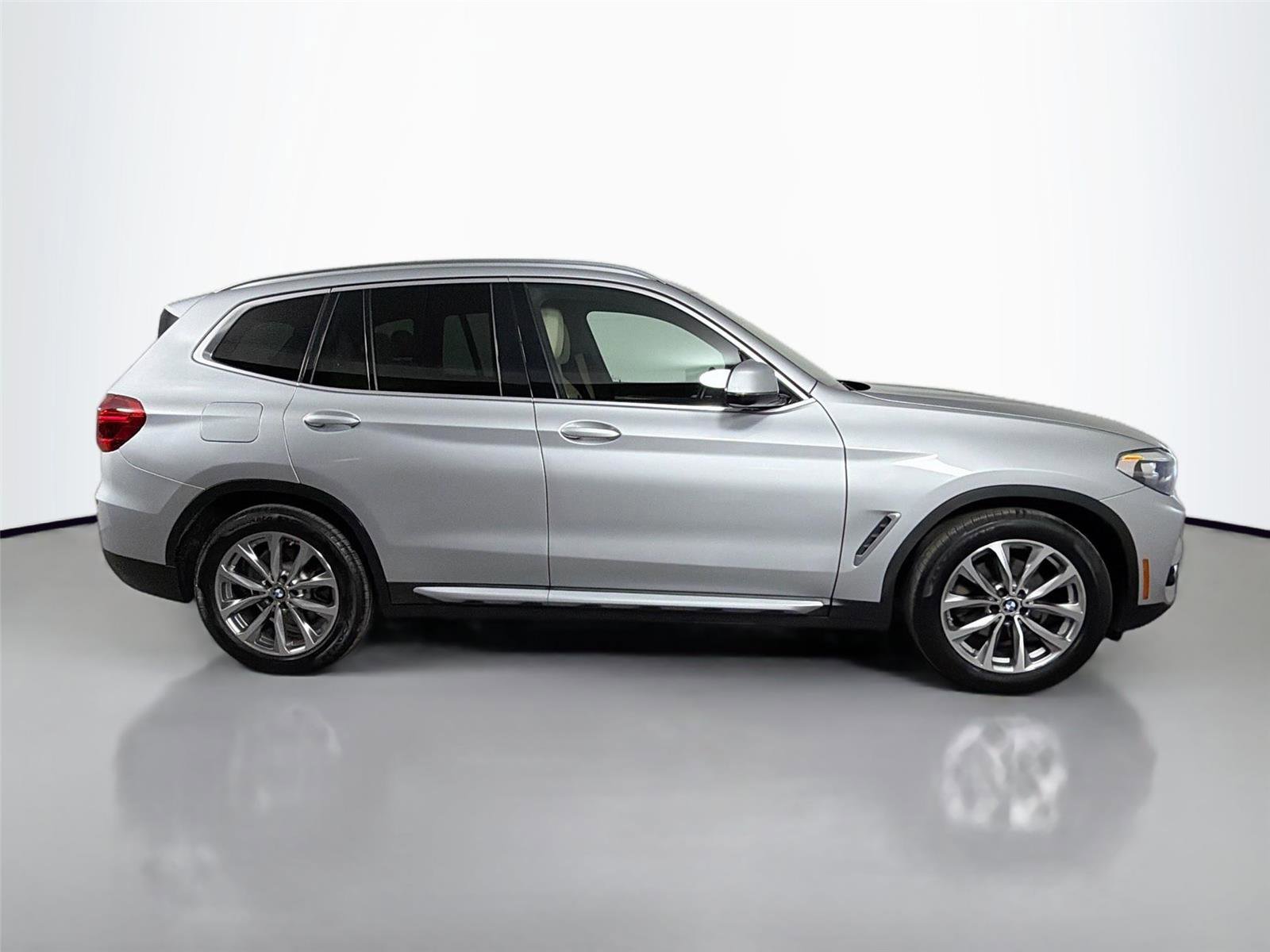 Used 2019 BMW X3 sDrive30i w/ Driving Assistance Package RWD image 4